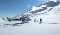 helikopter na śniegu